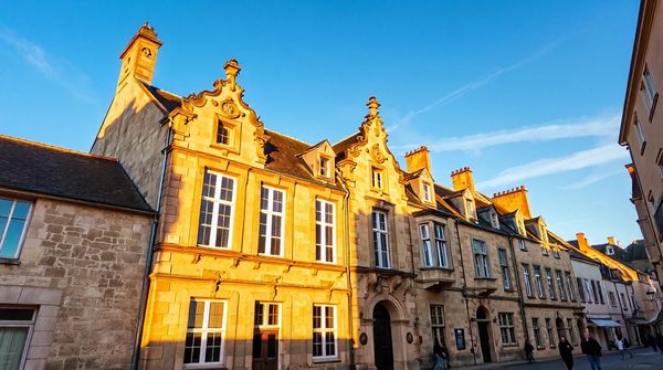 Optimisez votre visibilité en ligne avec un consultant  SEO à Quimper